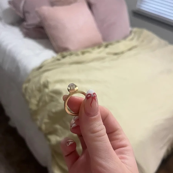 Ring - Picture 4 of 6